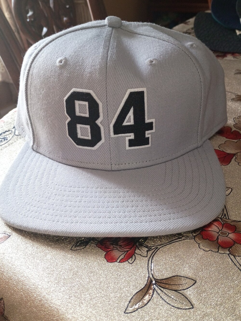 Nike SB P ROD Gray Snapback Cap with Black '84' Front Patch 2012 NWT